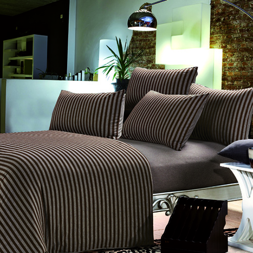 茶色森林针织四件套